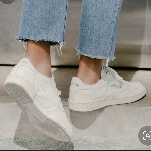 NEW Reebok Club C Sneakers (White/Green) - Picture 6 of 8